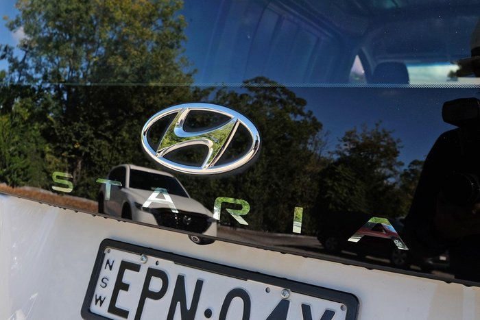 2021 Hyundai STARIA LOAD