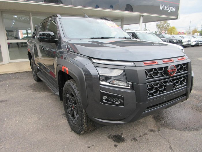 2025 Nissan Navara PRO-4X