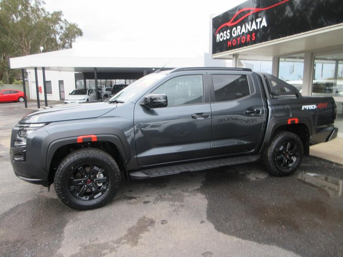 2025 Nissan Navara PRO-4X