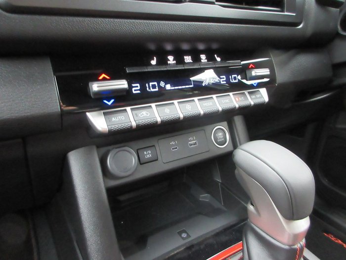 2025 Nissan Navara PRO-4X