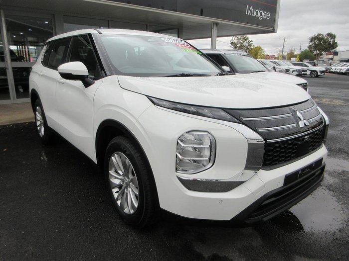 2025 Mitsubishi Outlander ES ZM MY25