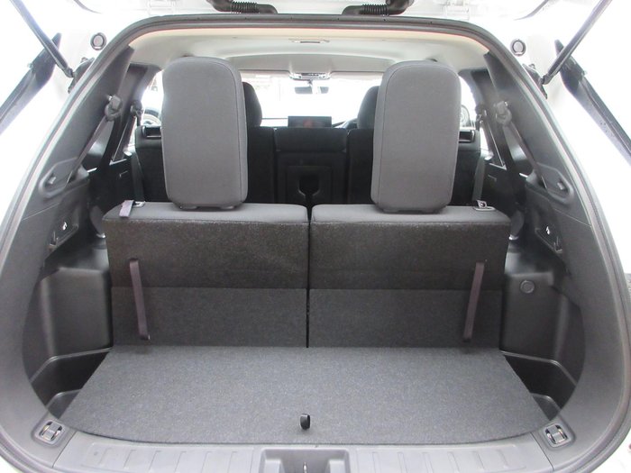 2025 Mitsubishi Outlander ES