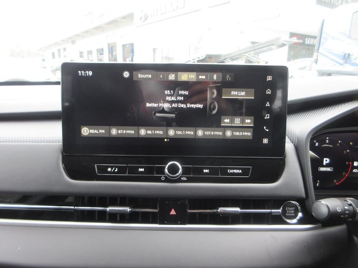 2026 Mitsubishi Outlander ES