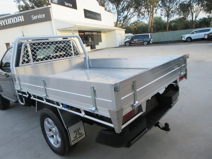 2026 Mitsubishi Triton GLX