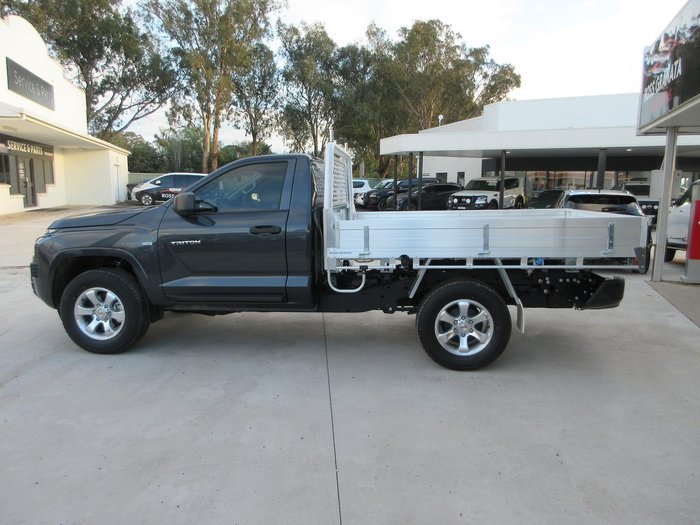 2026 Mitsubishi Triton GLX