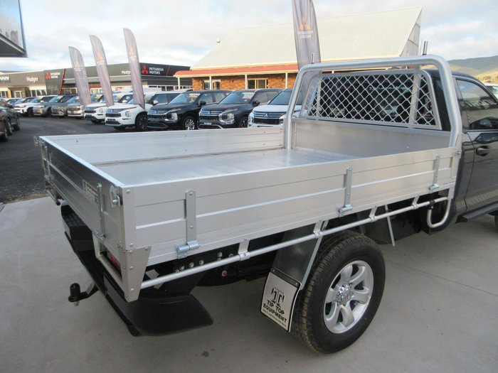 2026 Mitsubishi Triton GLX