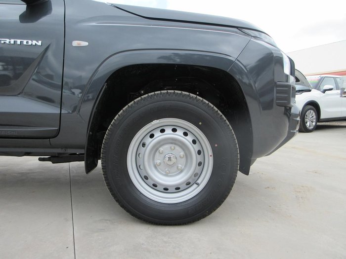 2026 Mitsubishi Triton GLX