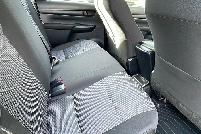 2023 Toyota Hilux Workmate GUN125R 4X4 Dual Range Glacier White
