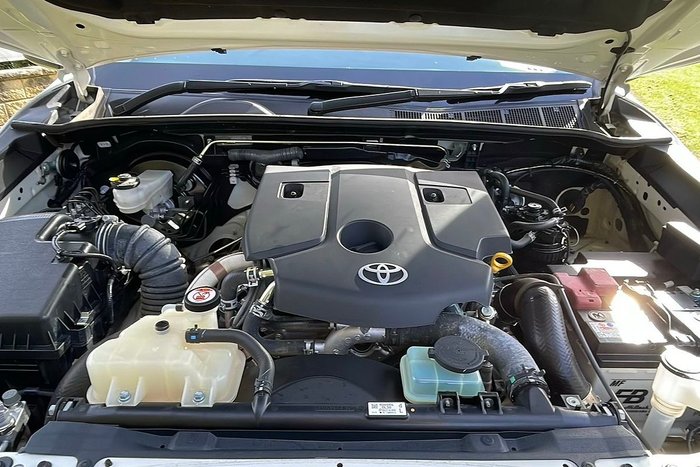 2023 Toyota Hilux Workmate GUN125R 4X4 Dual Range Glacier White