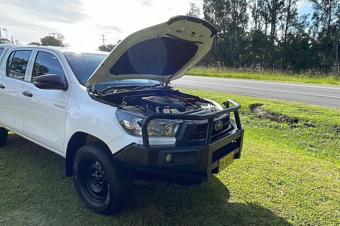 2023 Toyota Hilux Workmate GUN125R 4X4 Dual Range Glacier White