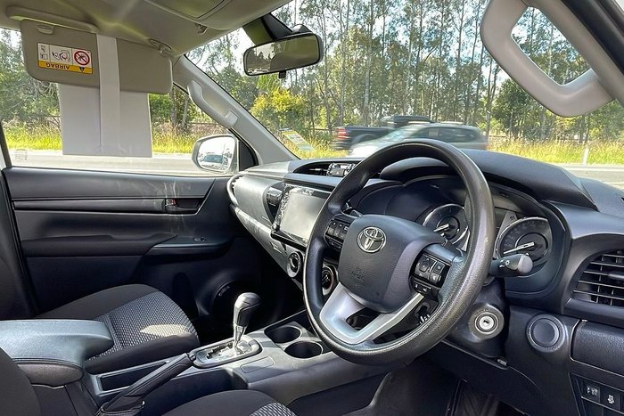 2023 Toyota Hilux Workmate GUN125R 4X4 Dual Range Glacier White