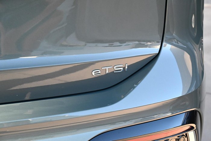 2026 Volkswagen Tiguan 200TSI eHybrid R-Line
