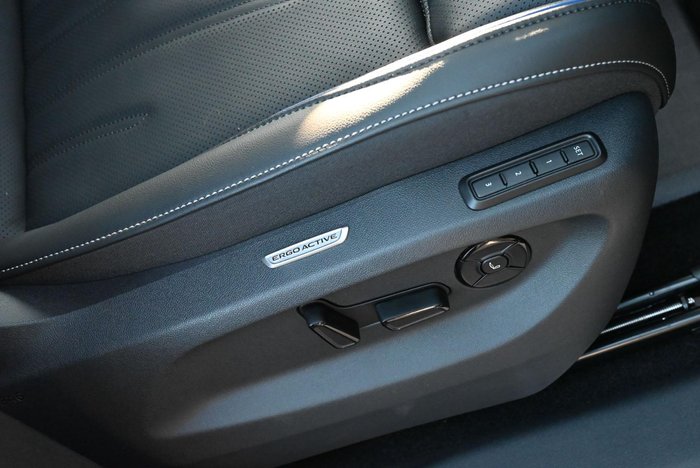 2026 Volkswagen Tiguan 200TSI eHybrid R-Line