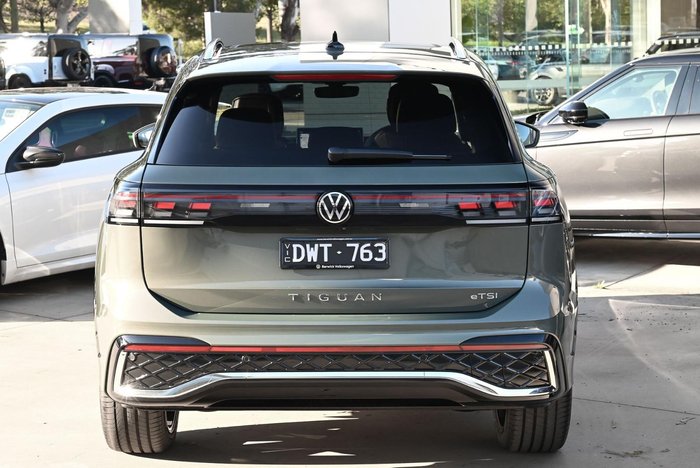 2026 Volkswagen Tiguan 200TSI eHybrid R-Line