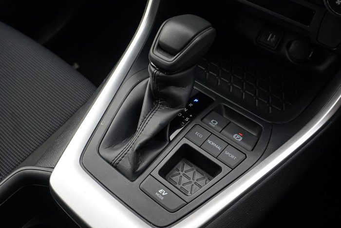 2024 Toyota RAV4 GX