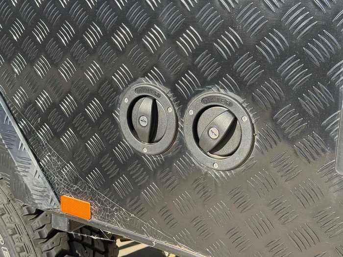 2025 JB Caravans Gator X Ev 17'10