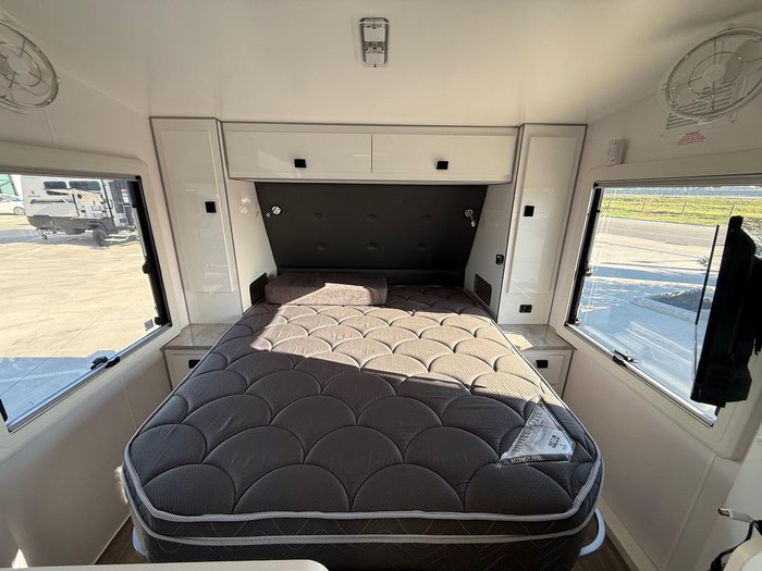 2025 JB Caravans Gator X Ev 17'10