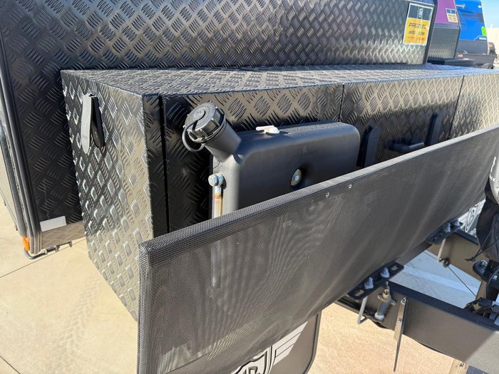 2025 JB Caravans Gator X Ev 17'10