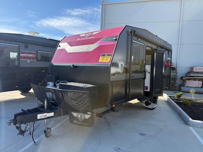 2022 JB Caravans Gator 17'10