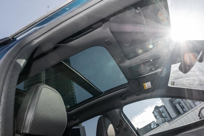 2024 Peugeot 3008 GT Premium Hybrid