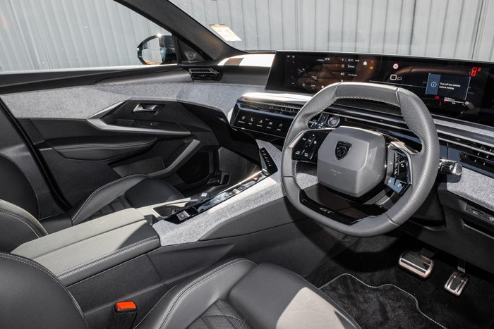2024 Peugeot 3008 GT Premium Hybrid