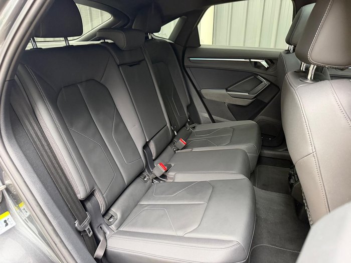 2022 Audi Q3 40 TFSI S line