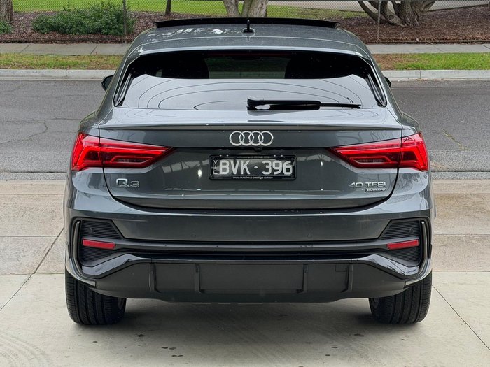 2022 Audi Q3 40 TFSI S line