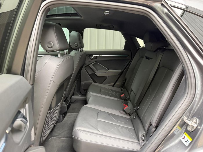 2022 Audi Q3 40 TFSI S line