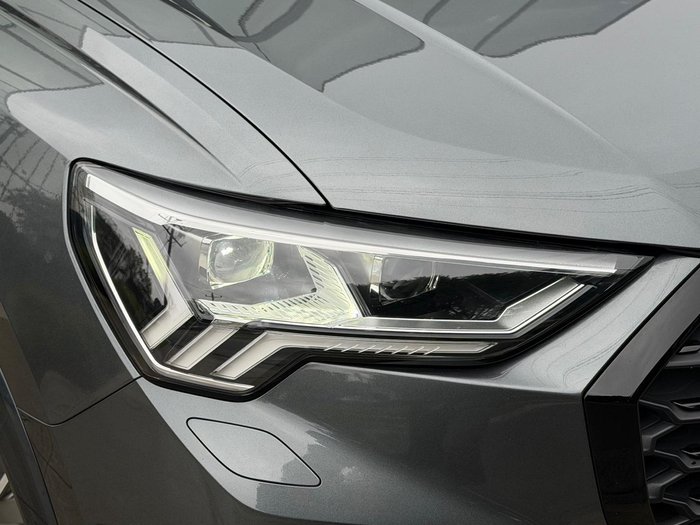 2022 Audi Q3 40 TFSI S line