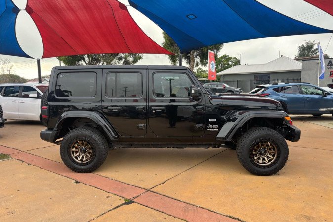 2020 JEEP WRANGLER UNLIMITED OVERLAND (4x4)