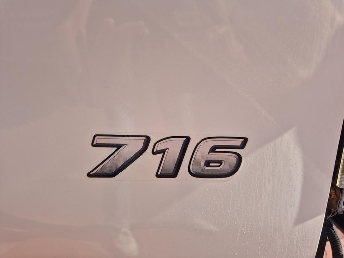 2015 Hino 716 - 300 Series Hybrid 3.5 Ton &Quot;Hybrid&Quot; Auto Tray