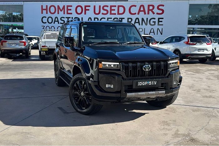 2025 Toyota Landcruiser Prado
