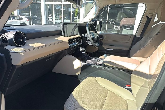 2025 Toyota Landcruiser Prado Kakadu