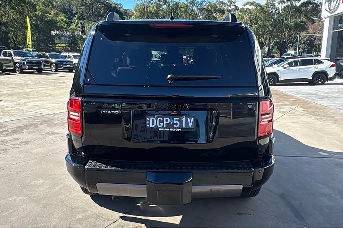 2025 Toyota Landcruiser Prado Kakadu