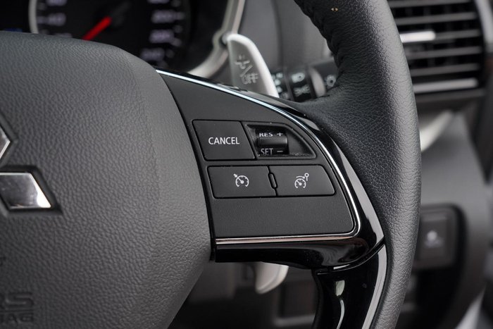 2025 Mitsubishi Eclipse Cross LS