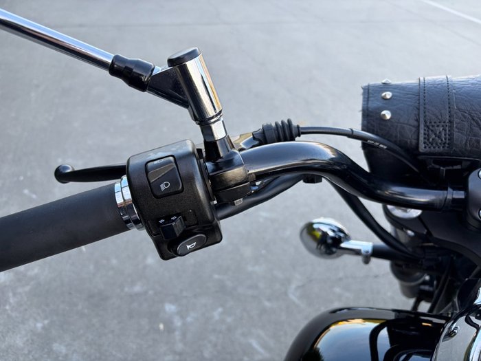 2018 Yamaha XVS650 V-STAR CUSTOM Black