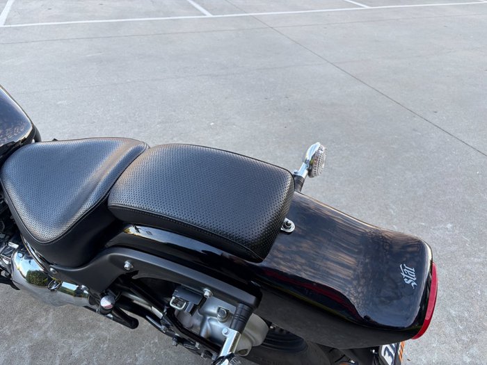 2018 Yamaha XVS650 V-STAR CUSTOM Black