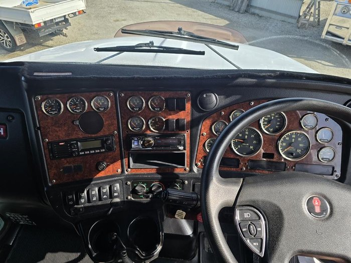 2014 Kenworth T400 Series