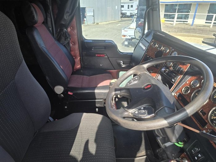 2014 Kenworth T400 Series