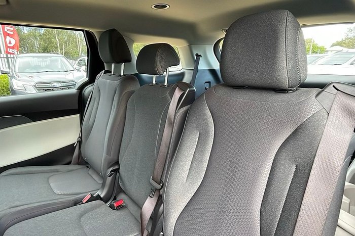 2023 Kia Carnival SLi