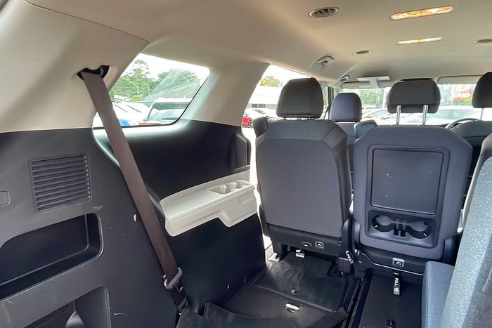 2023 Kia Carnival SLi
