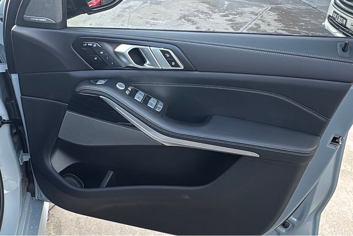 2023 BMW X7 xDrive40d M Sport