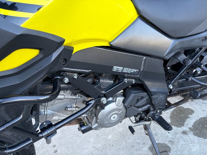 2017 Suzuki V-STROM 650XT LAMS (DL650XAUE)