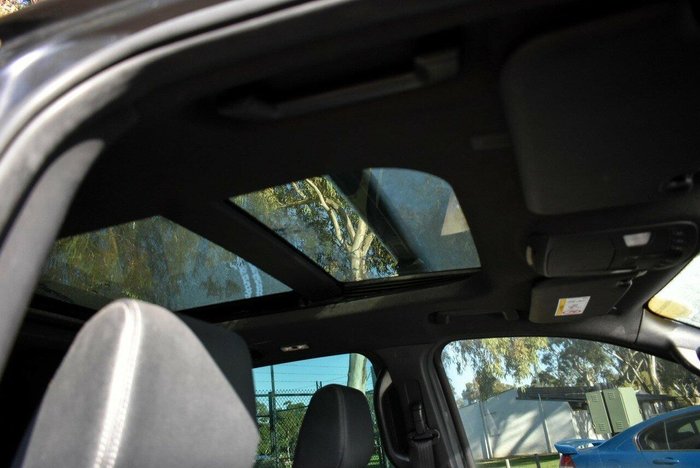 2022 Ford Everest Titanium