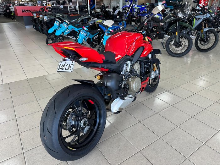 2025 Ducati Streetfighter V4 S