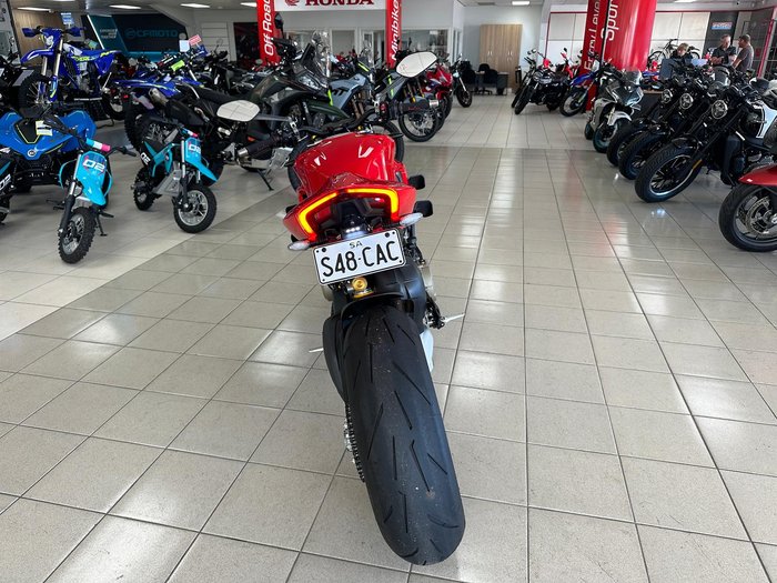 2025 Ducati Streetfighter V4 S