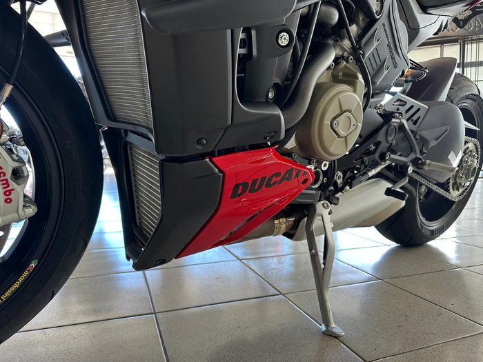 2025 Ducati Streetfighter V4 S