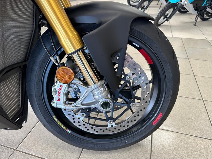 2025 Ducati Streetfighter V4 S
