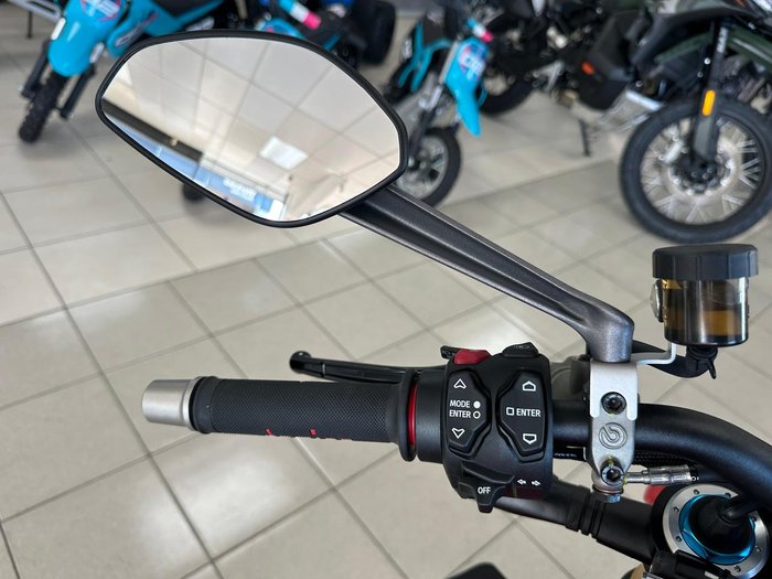 2025 Ducati Streetfighter V4 S