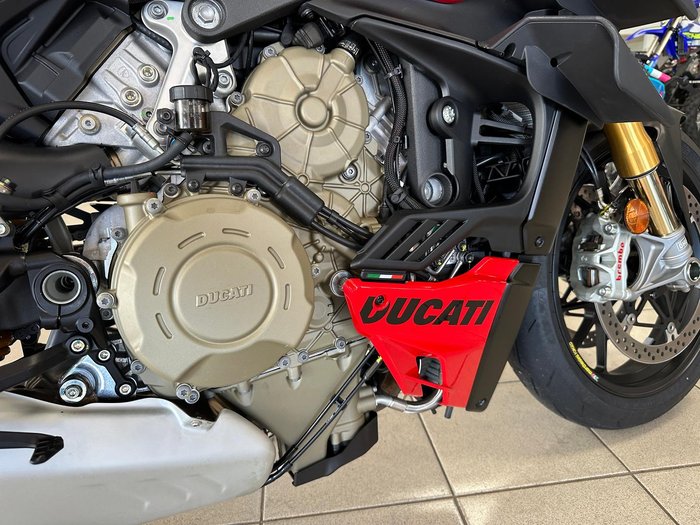 2025 Ducati Streetfighter V4 S